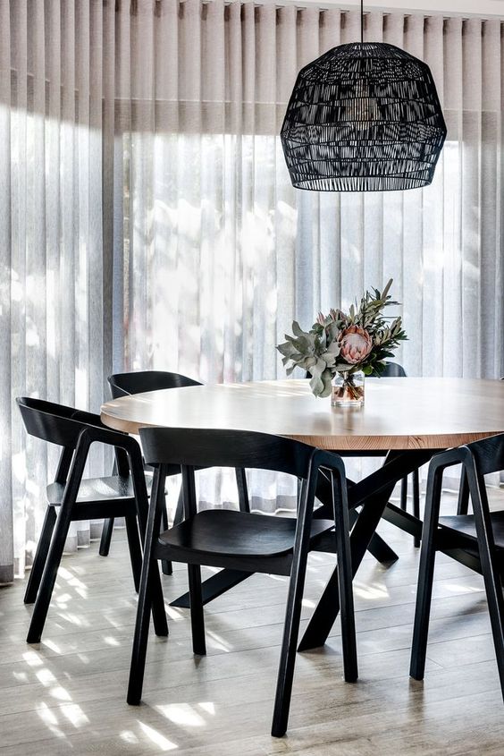 modern dining table round